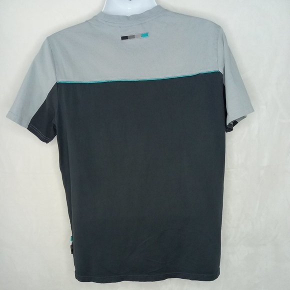 AMG Petronas Mercedes F1 Formula One T Shirt (L) - Picture 2 of 7